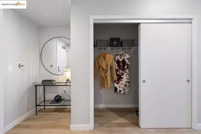 260 Brooklyn Basin Way #550, Oakland, CA 94606 - Photo 17