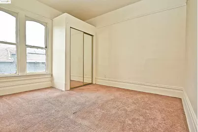 672 33rd St, Oakland, CA 94609 - Photo 27