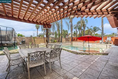 2233 Hampshire Dr, Discovery Bay, CA 94505 - Photo 29