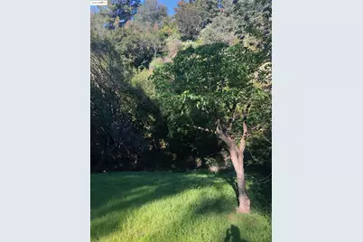 4145 Oak Hill Rd, Oakland, CA 94605 - Photo 5