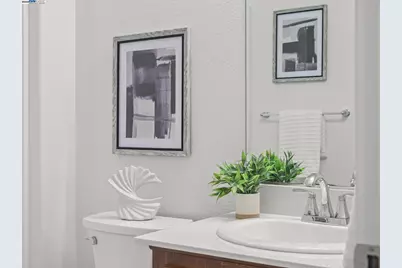 2336 Carbondale Way, Dublin, CA 94568 - Photo 9