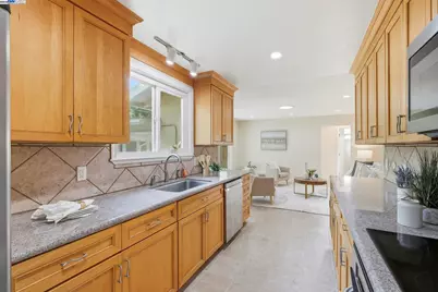 42293 Camino Santa Barbara, Fremont, CA 94539 - Photo 13