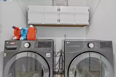 60 South St, Tracy, CA 95376 - Photo 33