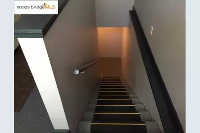 1017 Macdonald Ave, Richmond, CA 94801 - Photo 9