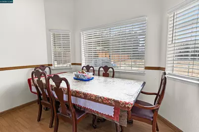 947 Burlwood Ct, Los Banos, CA 93635 - Photo 5