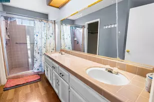 947 Burlwood Ct, Los Banos, CA 93635 - Photo 15