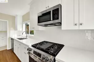 2106 Woodbine Ave, Oakland, CA 94602 - Photo 15