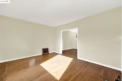 2106 Woodbine Ave, Oakland, CA 94602 - Photo 29