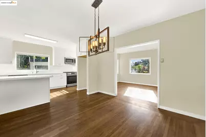2106 Woodbine Ave, Oakland, CA 94602 - Photo 33