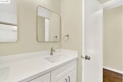 2106 Woodbine Ave, Oakland, CA 94602 - Photo 43