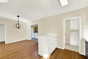 2106 Woodbine Ave, Oakland, CA 94602 - Photo 21