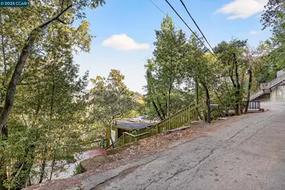 405 Scenic Ave, San Anselmo, CA 94960 - Photo 5