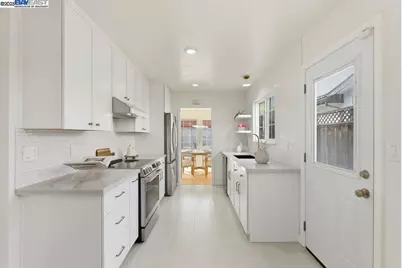 974 Pocatello Ave, Sunnyvale, CA 94087 - Photo 9