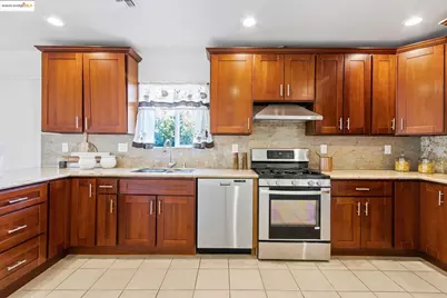 1700 64th Ave, Oakland, CA 94621 - Photo 19