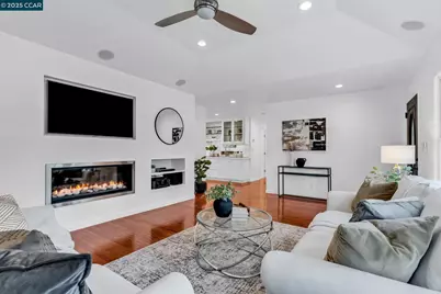 1015 Pleasant Valley Dr, Pleasant Hill, CA 94523 - Photo 9