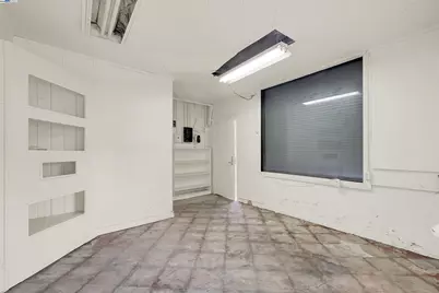 2860 38th Ave, Oakland, CA 94619 - Photo 15