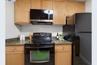 1085 Murrieta Blvd #318, Livermore, CA 94550 - Photo 13