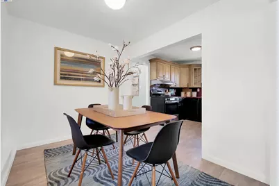 24920 Soto Rd, Hayward, CA 94544 - Photo 11