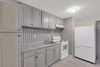 24920 Soto Rd, Hayward, CA 94544 - Photo 49