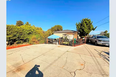 22357 Garden Ave, Hayward, CA 94541 - Photo 5