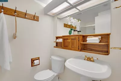 1112 Dennis Ct, Rodeo, CA 94572 - Photo 21