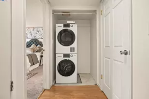 21071 Gary Dr, Hayward, CA 94546 - Photo 19