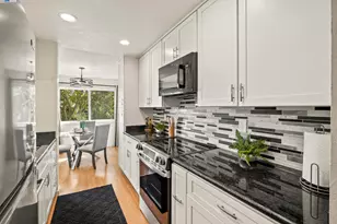 21071 Gary Dr, Hayward, CA 94546 - Photo 9