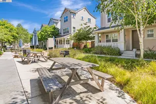 705 Cannery Pl, San Jose, CA 95112 - Photo 21