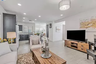 705 Cannery Pl, San Jose, CA 95112 - Photo 7