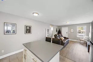 1748 103rd Ave, Oakland, CA 94603 - Photo 7