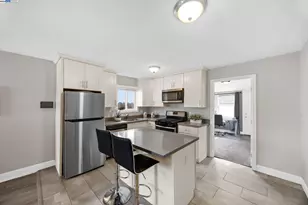 1748 103rd Ave, Oakland, CA 94603 - Photo 3