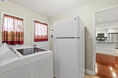 36701 Olive Street, Newark, CA 94560 - Photo 21