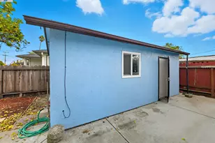 36701 Olive St, Newark, CA 94560 - Photo 23