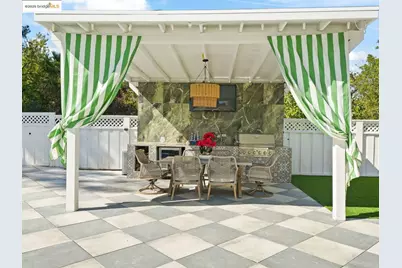 8 Skander Ct, Pleasant Hill, CA 94523 - Photo 41