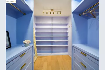 8 Skander Ct, Pleasant Hill, CA 94523 - Photo 17