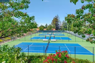 8366 Riesling Way, San Jose, CA 95135 - Photo 43