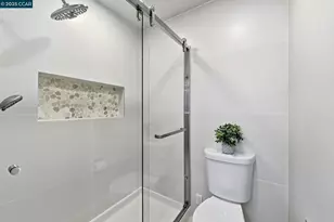 8366 Riesling Way, San Jose, CA 95135 - Photo 23