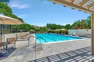 8366 Riesling Way, San Jose, CA 95135 - Photo 41