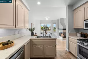 1280 Shell Cir, Clayton, CA 94517 - Photo 17