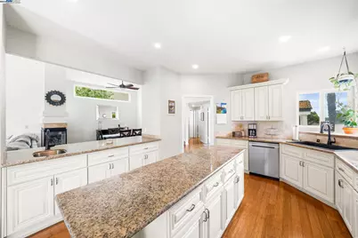 2779 Cherry Hills Dr, Discovery Bay, CA 94505 - Photo 11
