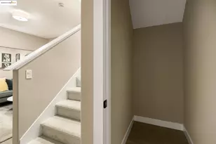 28942 Parkridge Loop, Hayward, CA 94544 - Photo 17