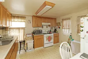 1033 Magnolia St, Oakland, CA 94607 - Photo 19