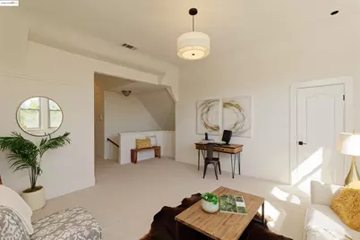 1033 Magnolia St, Oakland, CA 94607 - Photo 5