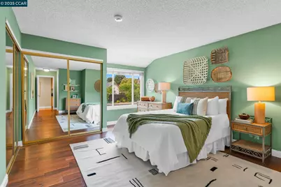 276 Sunnybrae Dr, Martinez, CA 94553 - Photo 35