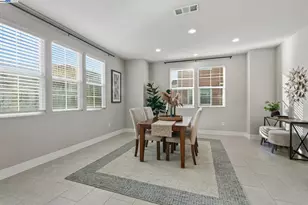 201 Jetty Dr, Richmond, CA 94804 - Photo 17