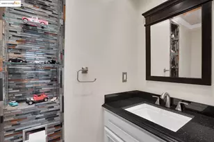 223 Sunspring Ct, Pleasant Hill, CA 94523 - Photo 15