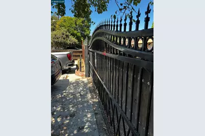 1110 Eureka Lane, Concord, CA 94520 - Photo 27