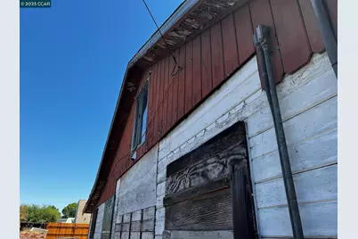 1110 Eureka Lane, Concord, CA 94520 - Photo 23