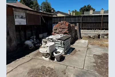 1110 Eureka Lane, Concord, CA 94520 - Photo 11