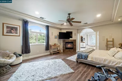 2550 Jenny, Fresno, CA 93720 - Photo 41